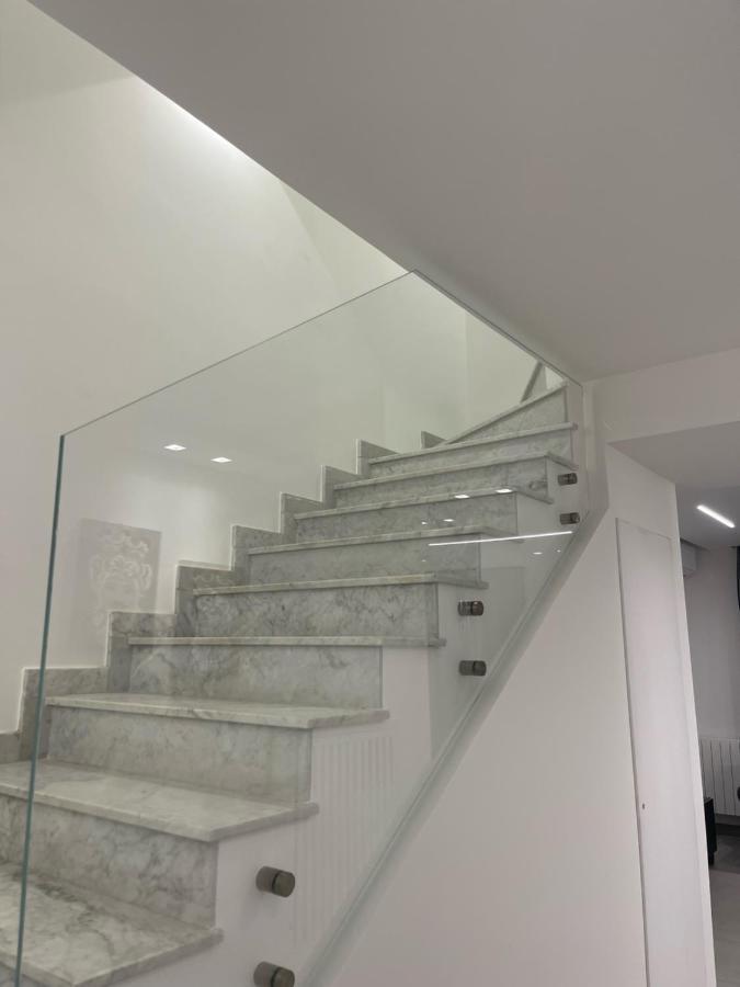 White House Villa Aci Catena Exterior photo
